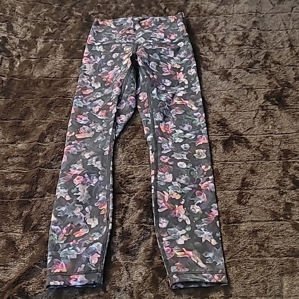 Lululemon Floral Wunder Under Leggings.